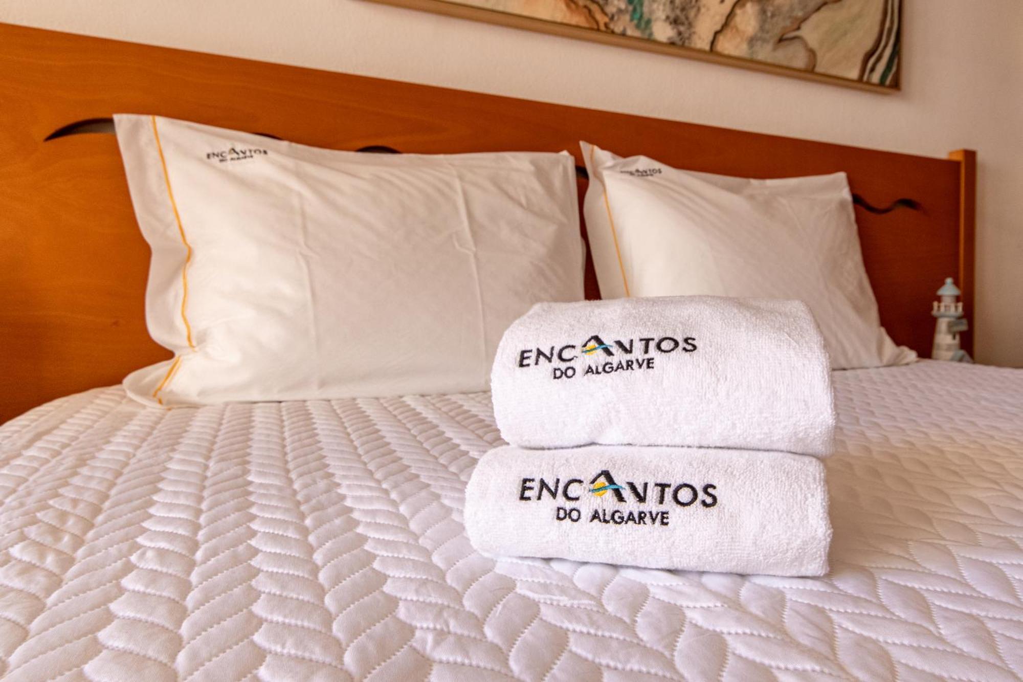 Rocha Oceanshore By Encantos Do Algarve - 706 Apartment Portimao